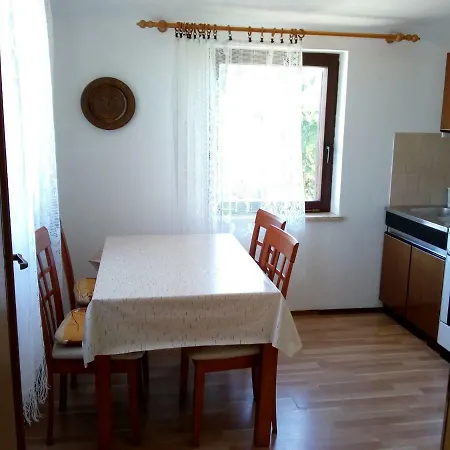 Apartment Dora Medulin