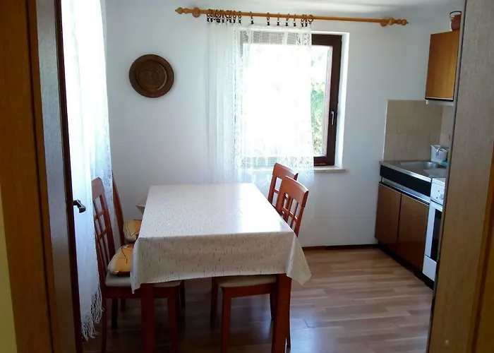 Apartament Dora Medulin